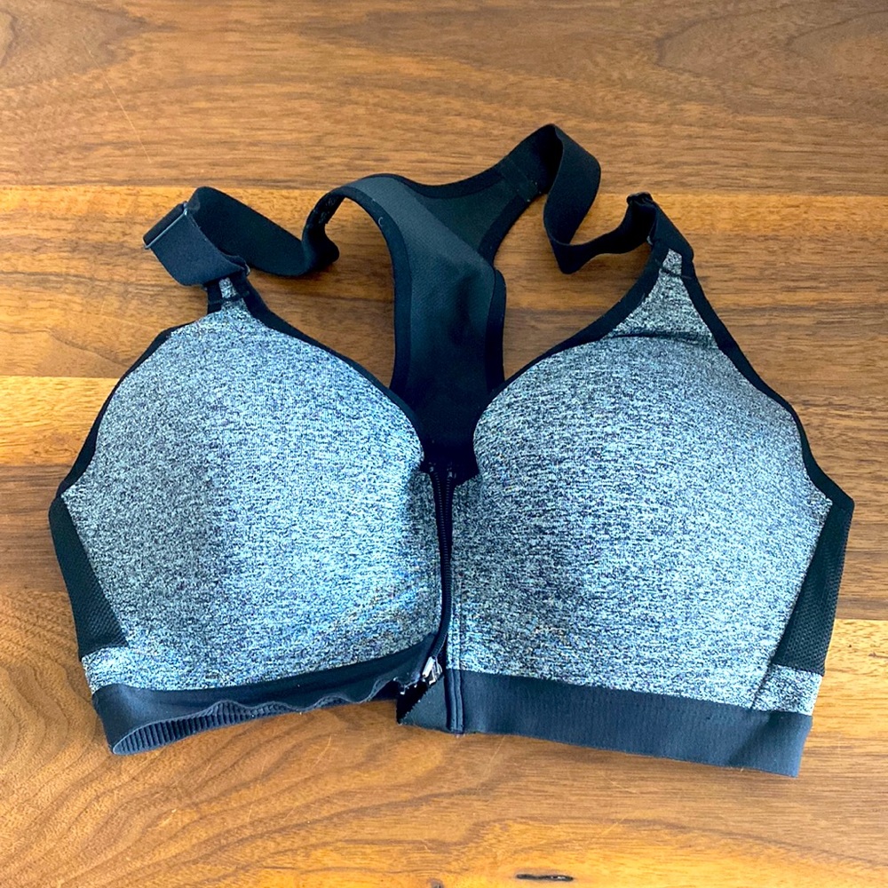 Victoria Secret‘s Sport bra
